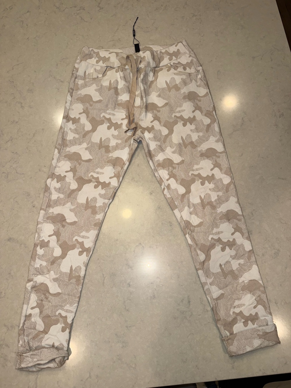 Venti6 SzS Great Cond! Crème/Tan Camo Stretch Pants